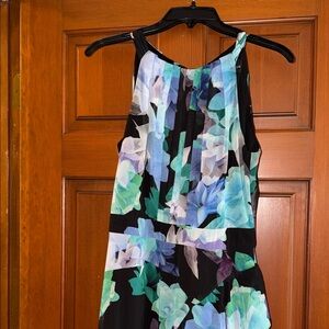 NWT Betsy & Adam Halter, Chiffon Maxi Dress-Black, White, Green and Blue Size 4